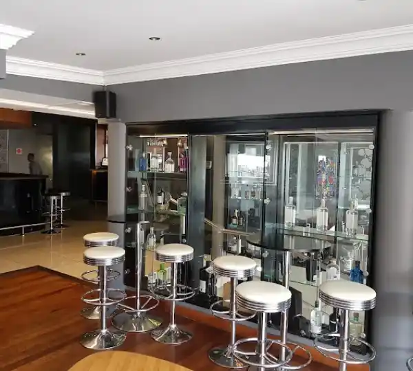 Carbon Bistro