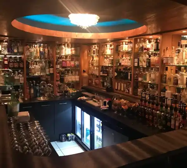 Carbon Bistro