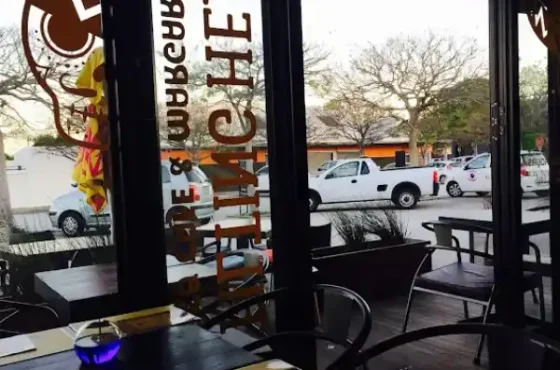 Tilting Heads Taco Café & Margarita Bar